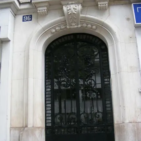 Lady Mimi * Παρίσι